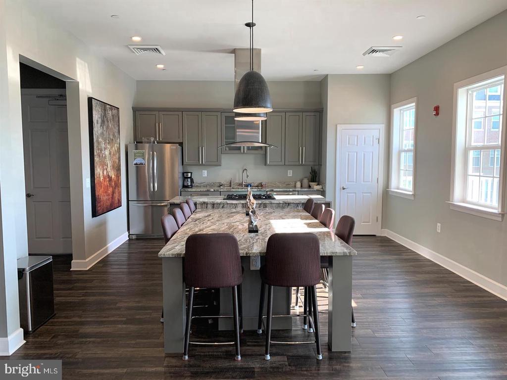 5066 JUDICIAL WAY