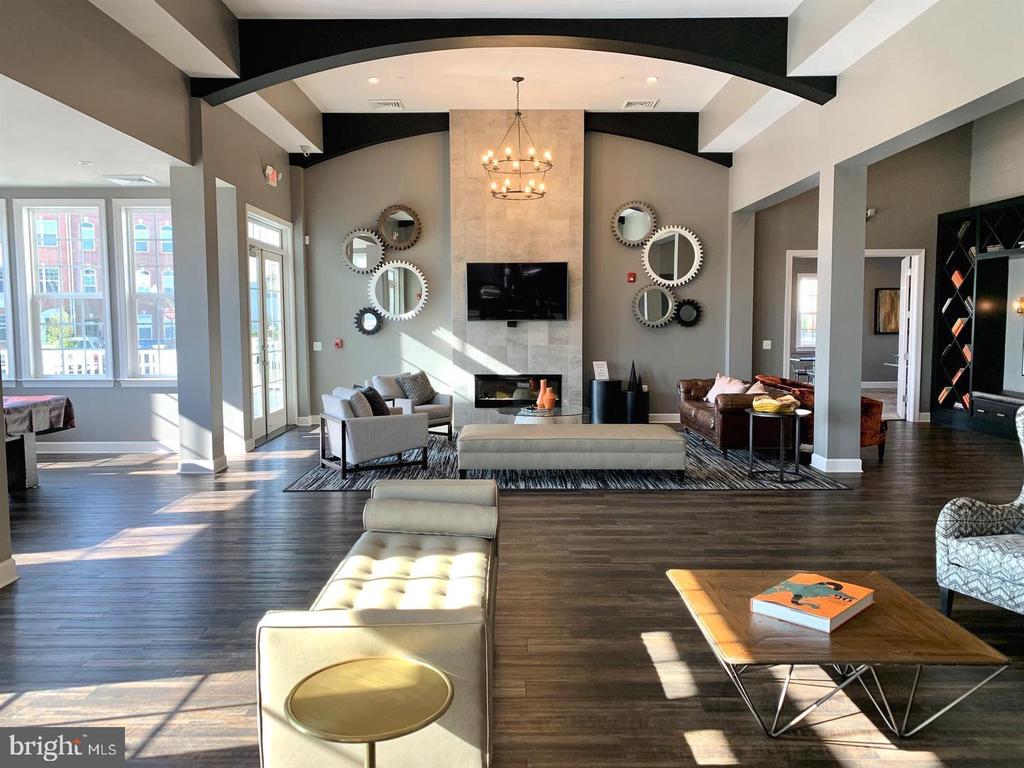 5066 JUDICIAL WAY