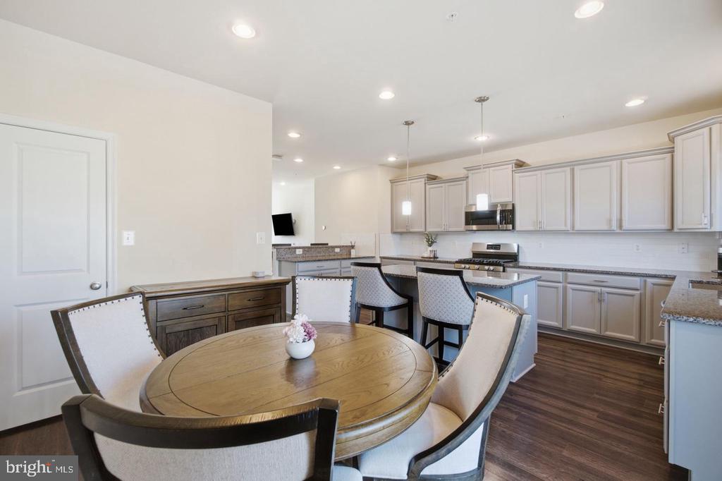 5066 JUDICIAL WAY