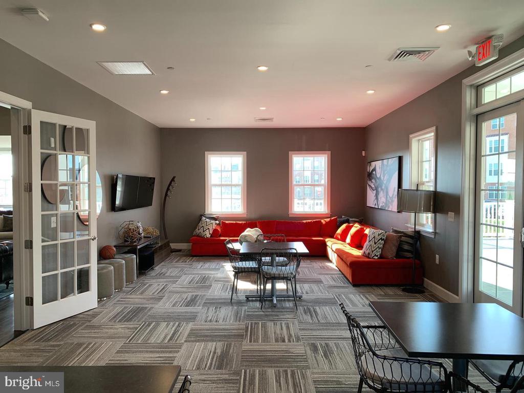 5066 JUDICIAL WAY