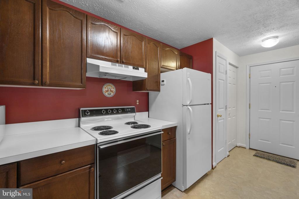 2108 WHITEHALL ROAD Unit: BA