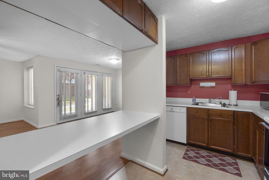 2108 WHITEHALL ROAD Unit: BA