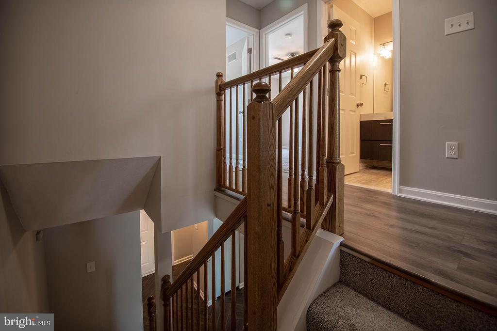 5620 QUEEN ANNE COURT