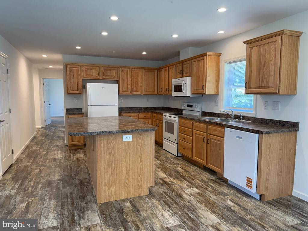 9102 NEW CUT ROAD