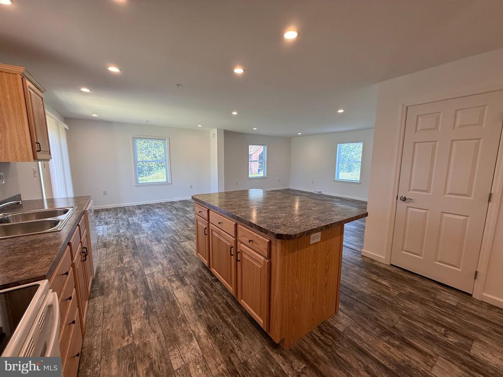 9102 NEW CUT ROAD
