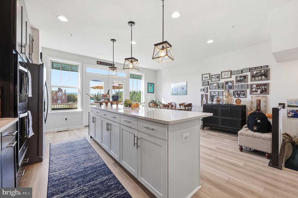 1731 EVANSBERRY DRIVE