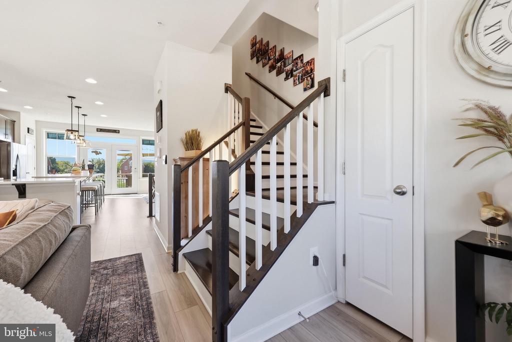 1731 EVANSBERRY DRIVE