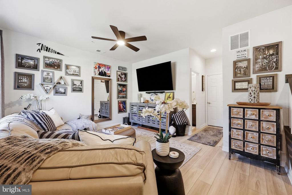 1731 EVANSBERRY DRIVE