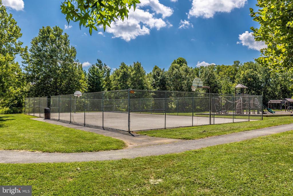 1731 EVANSBERRY DRIVE