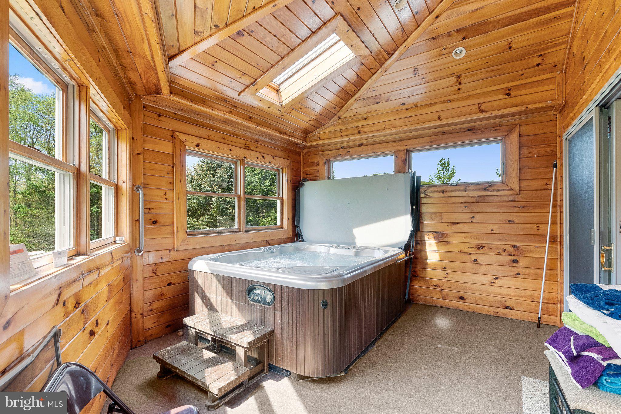 130 Jakes Dr