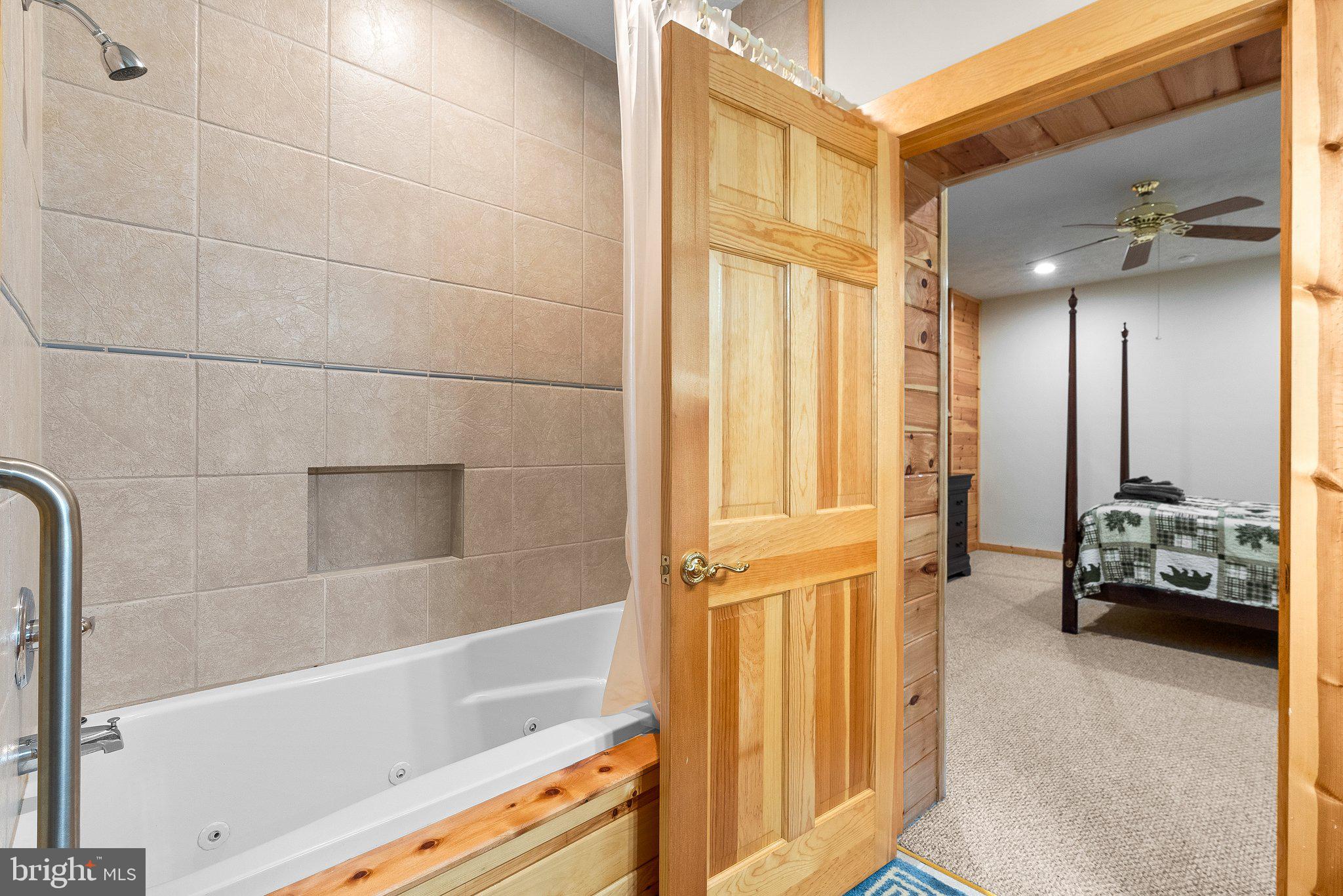 130 Jakes Dr