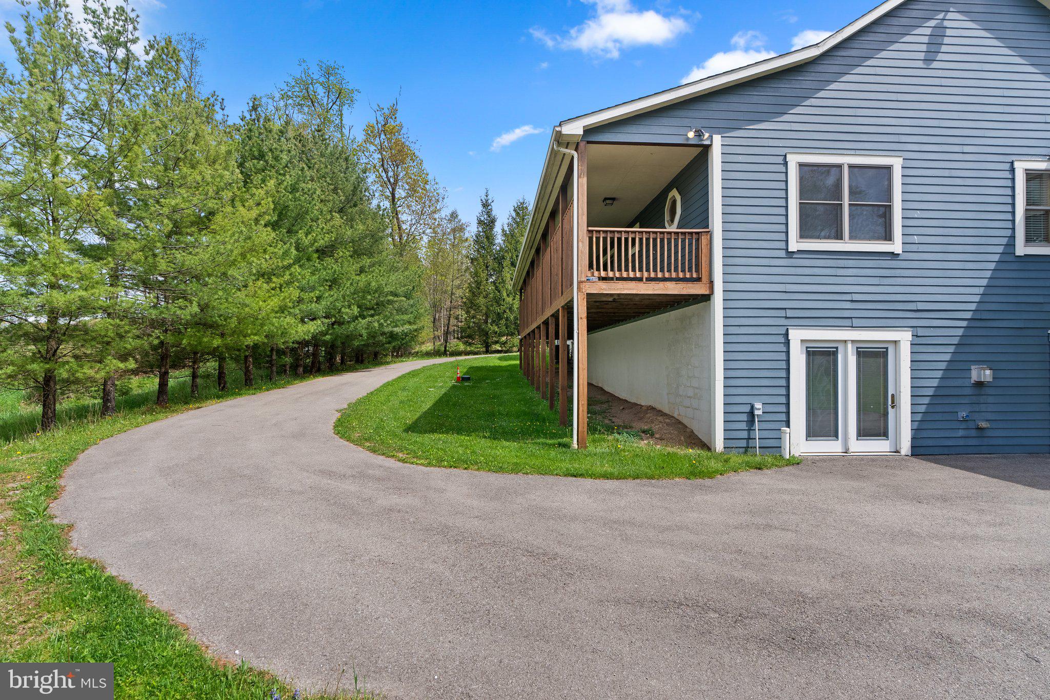 130 Jakes Dr
