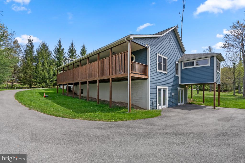 130 Jakes Dr