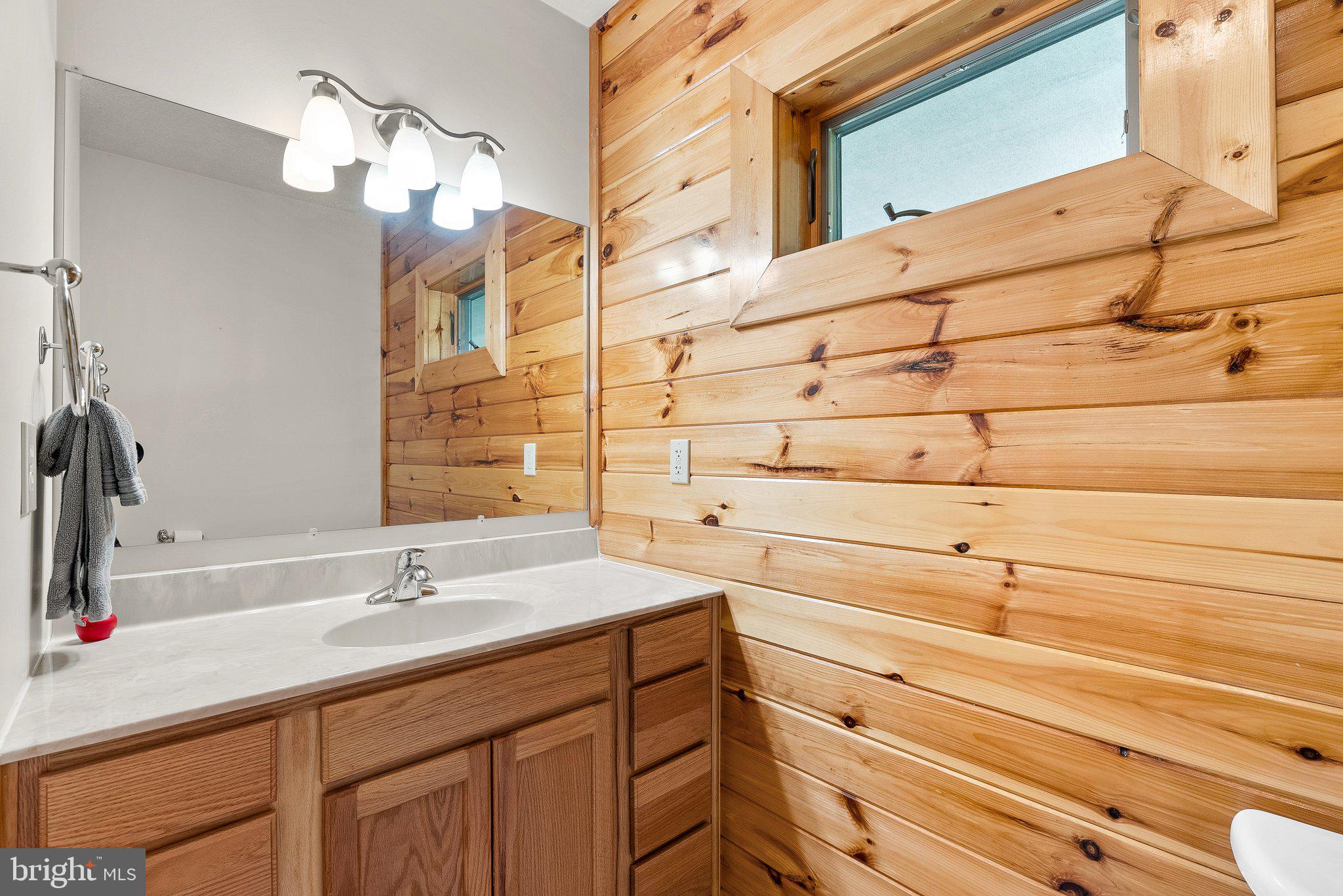 130 Jakes Dr