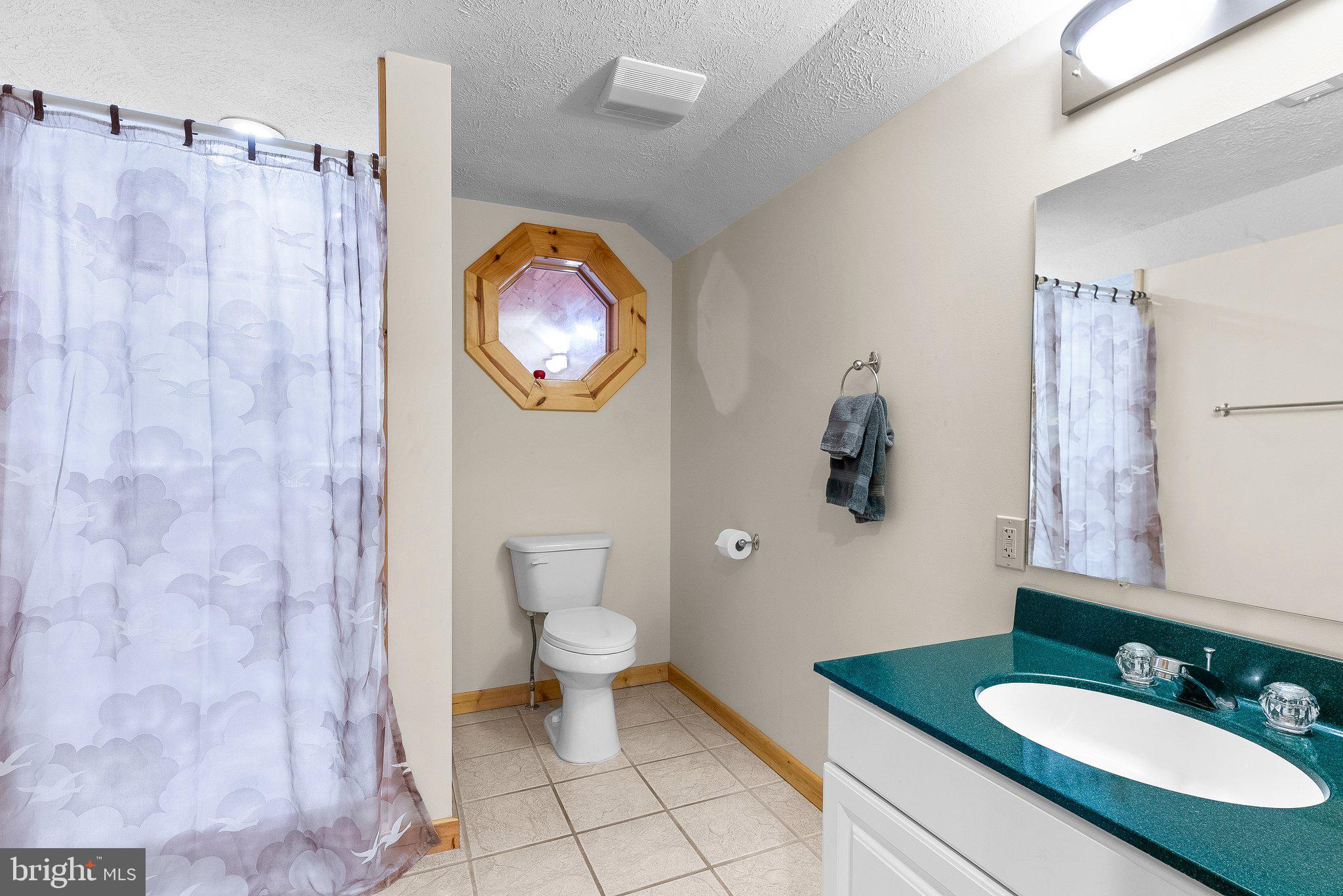 130 Jakes Dr