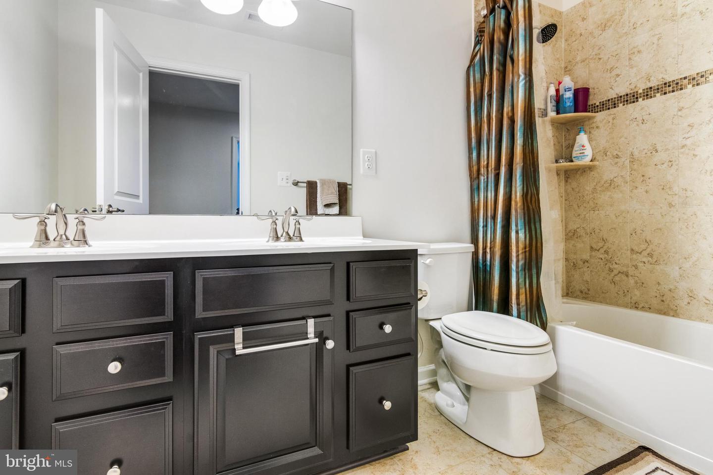 1111 Melissa COURT
