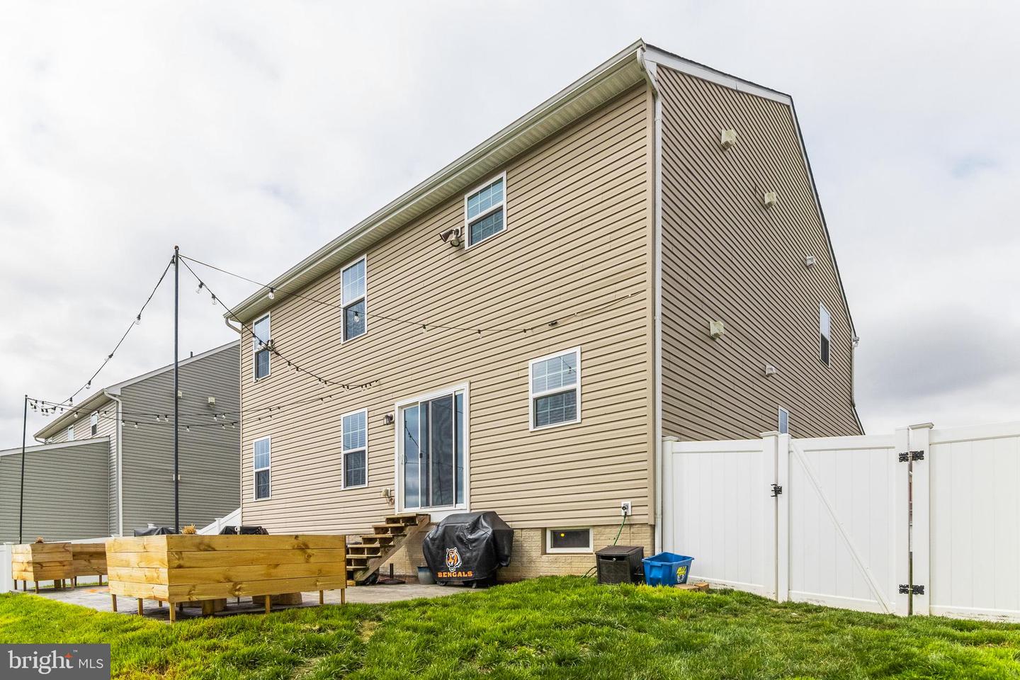1111 Melissa COURT