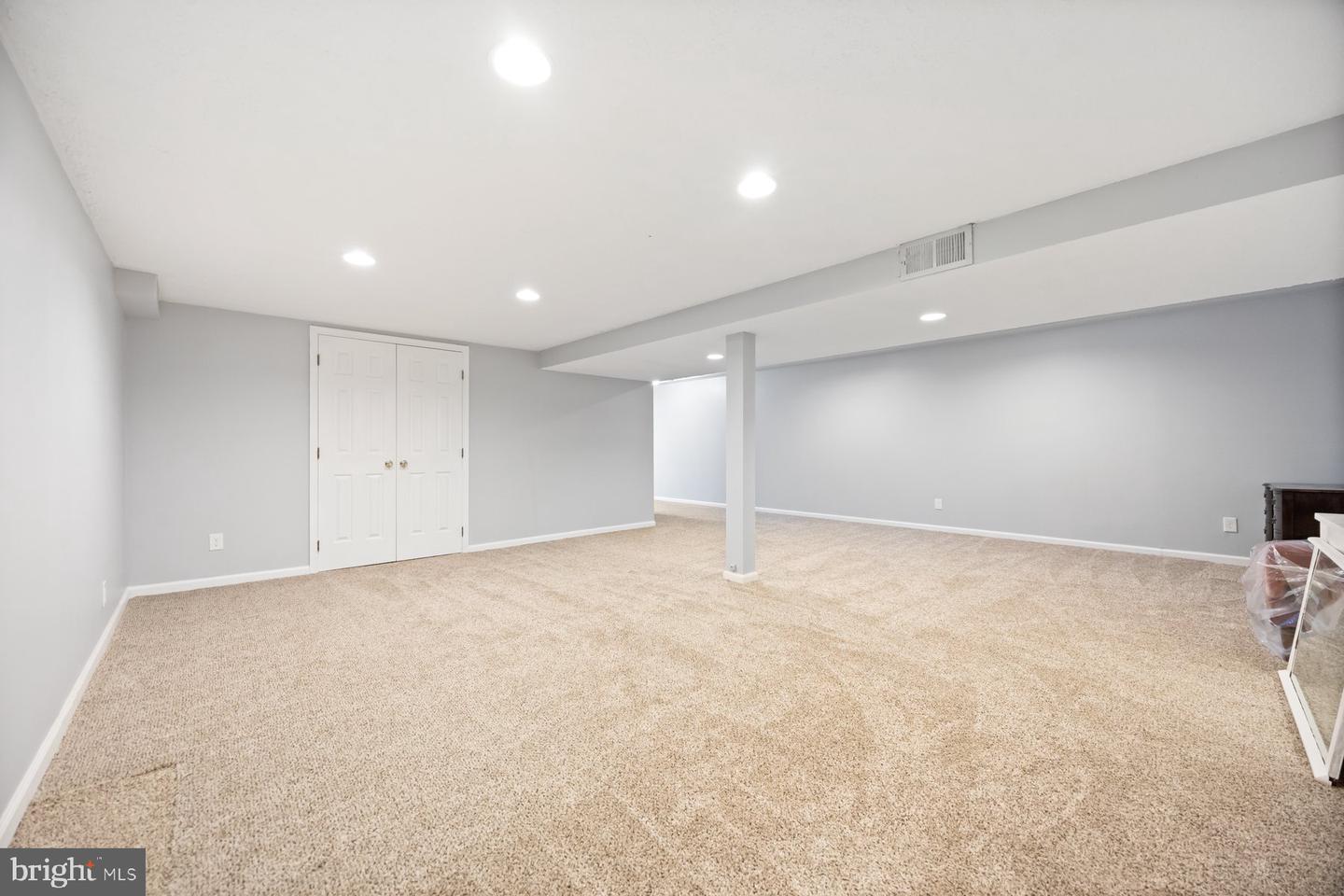 722 Paige Cir