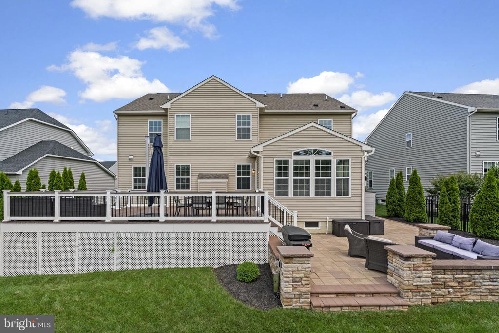 274 Henderson Rd