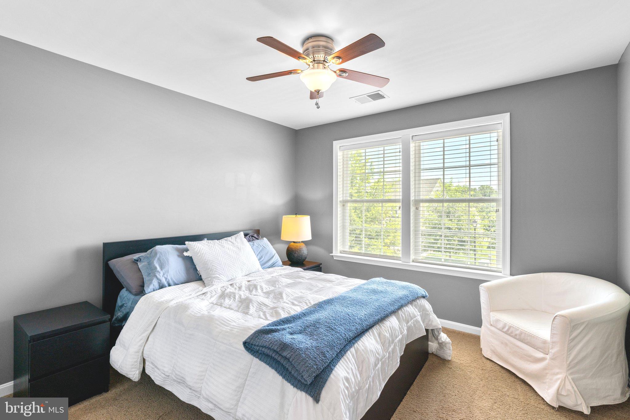 274 Henderson Rd