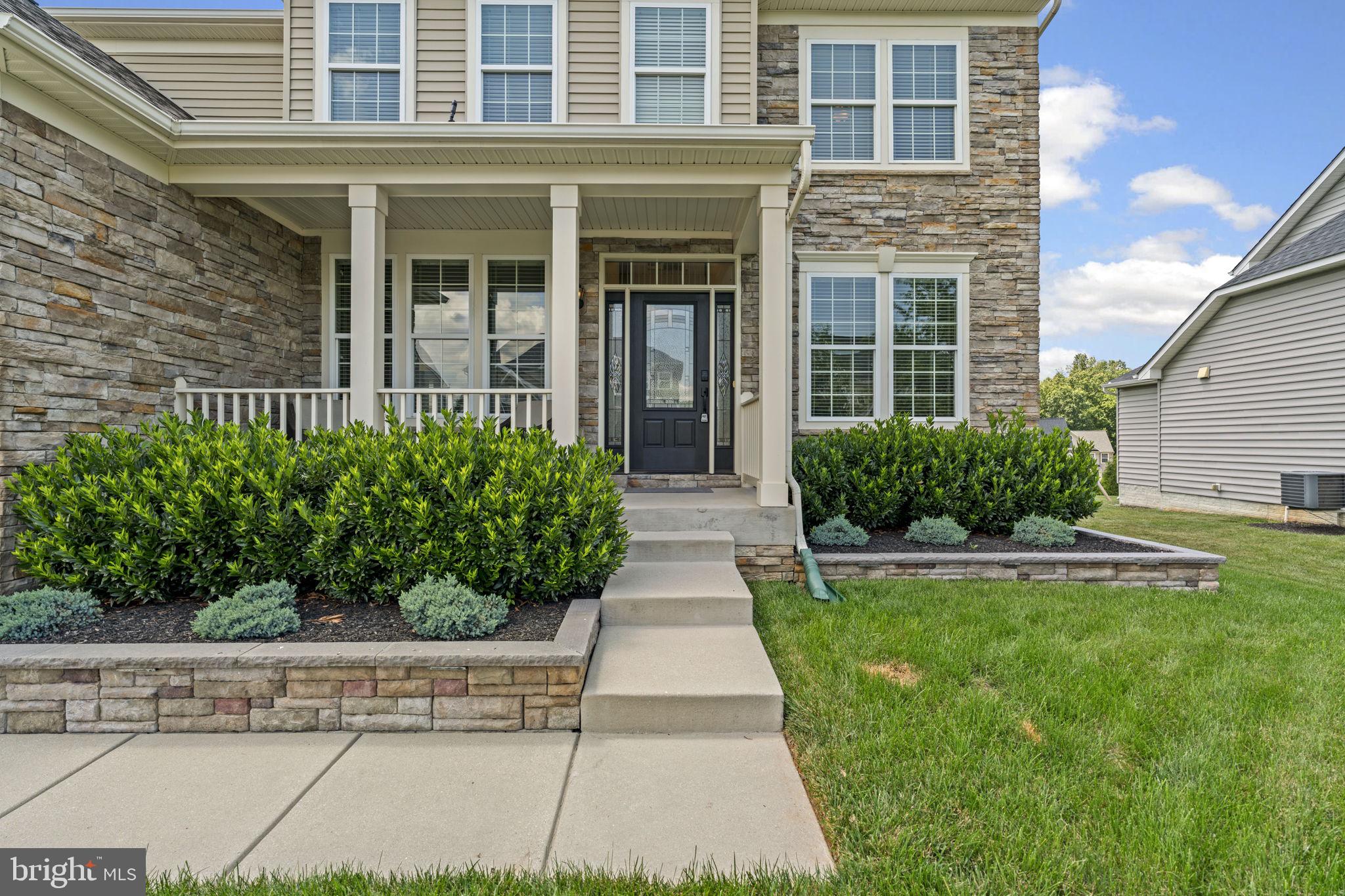274 Henderson Rd