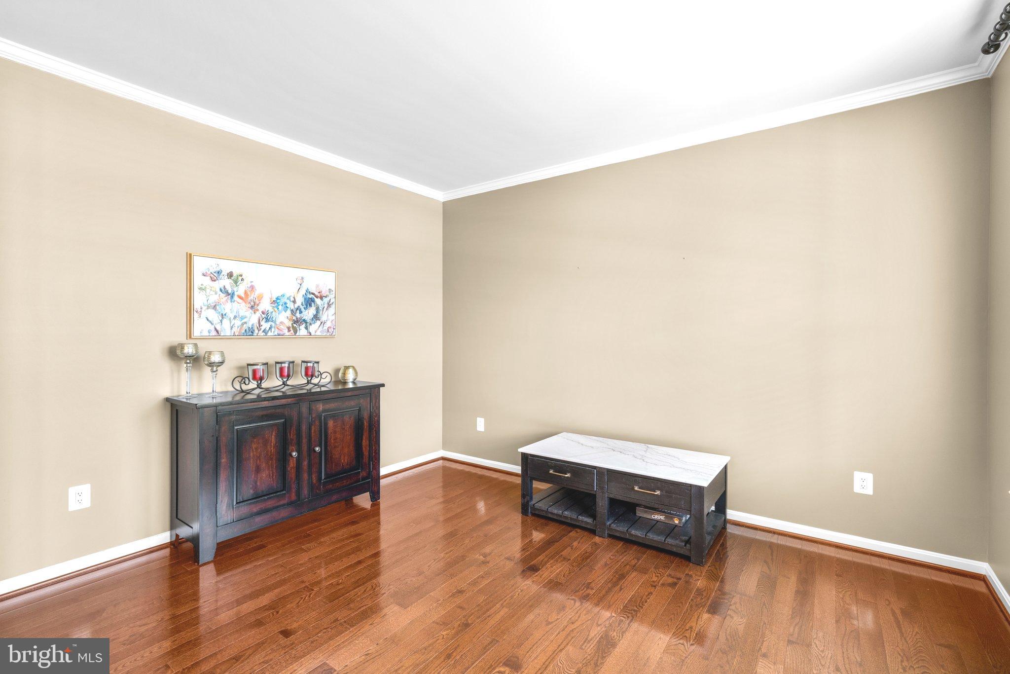 274 Henderson Rd