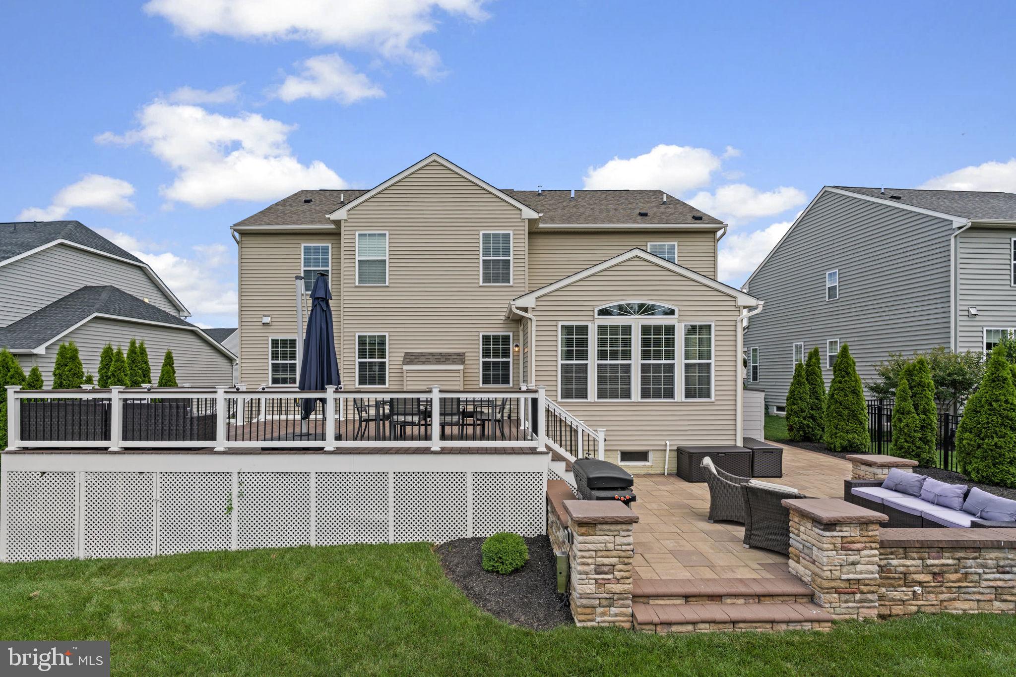 274 Henderson Rd