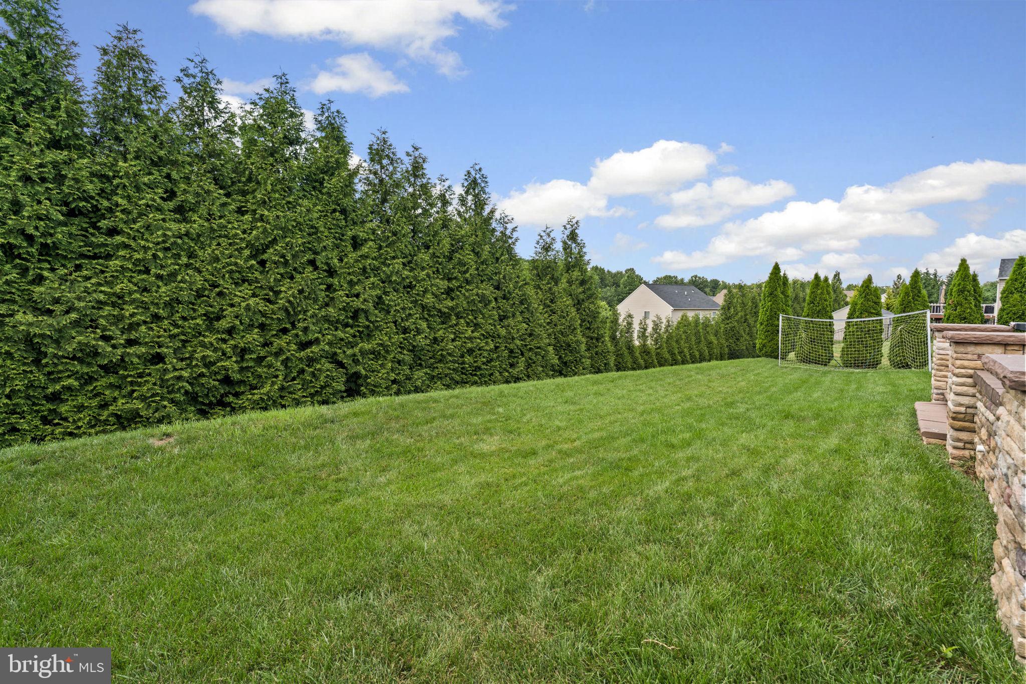 274 Henderson Rd