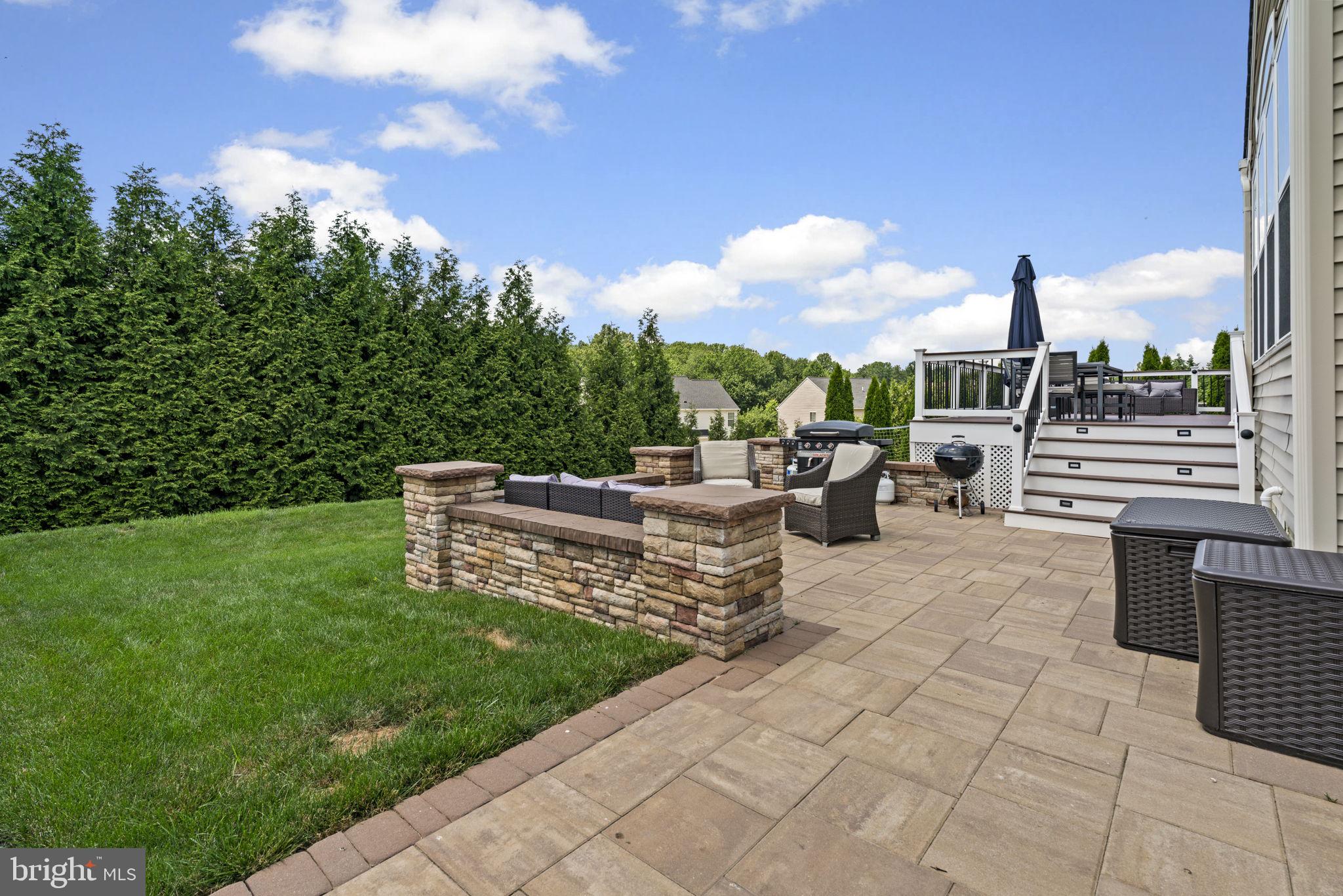 274 Henderson Rd