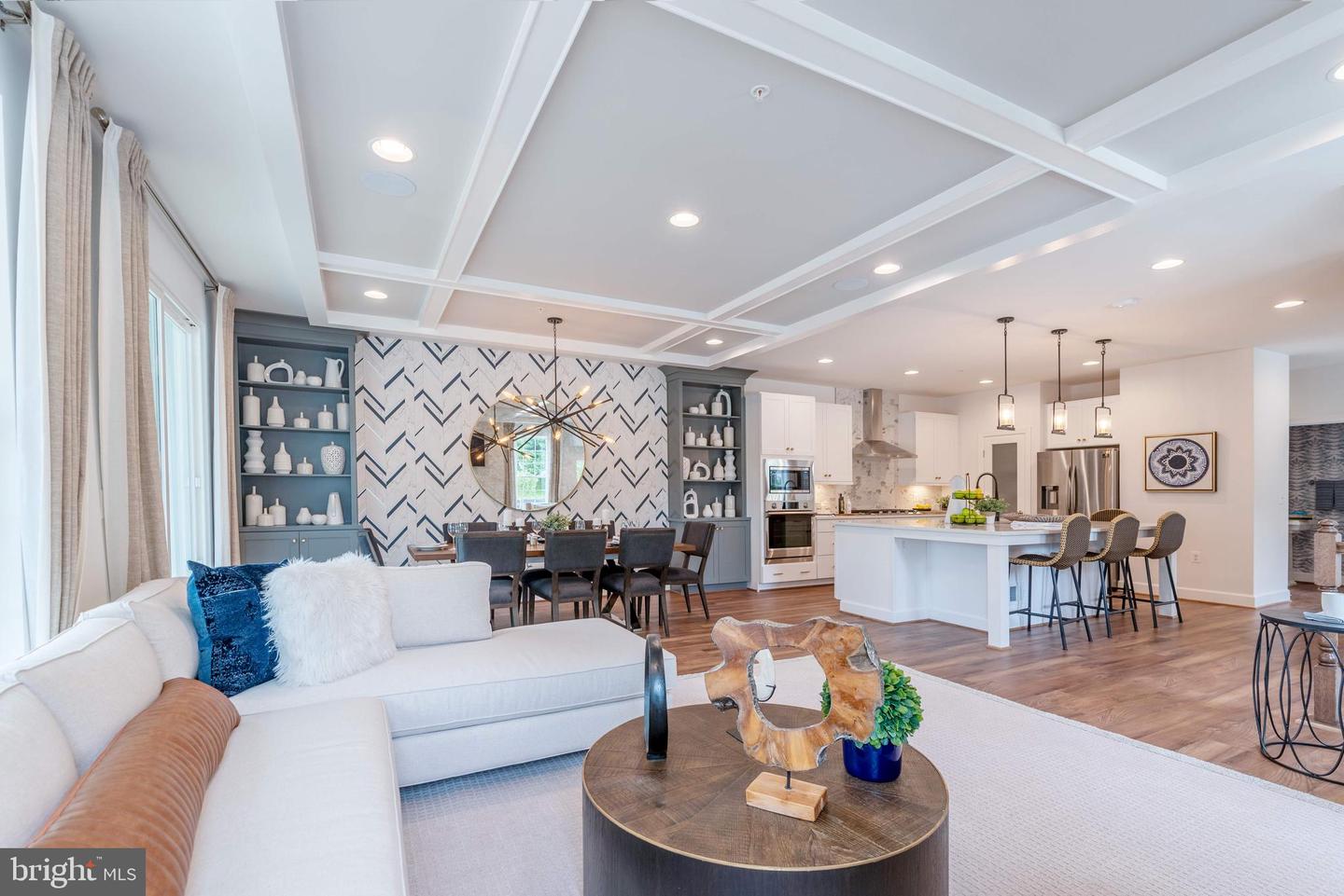 7335 Wildwood COURT