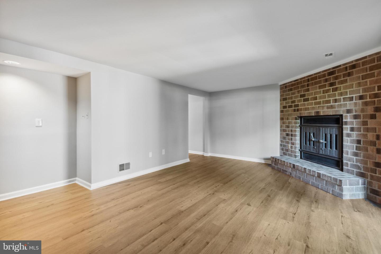 8981 Skyrock COURT