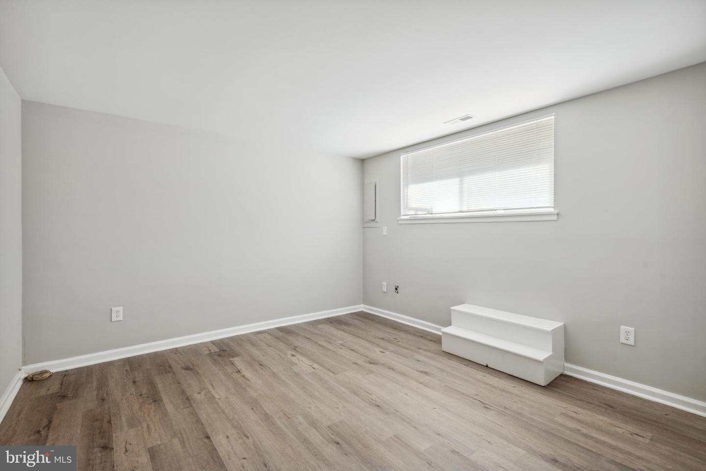 8981 Skyrock COURT