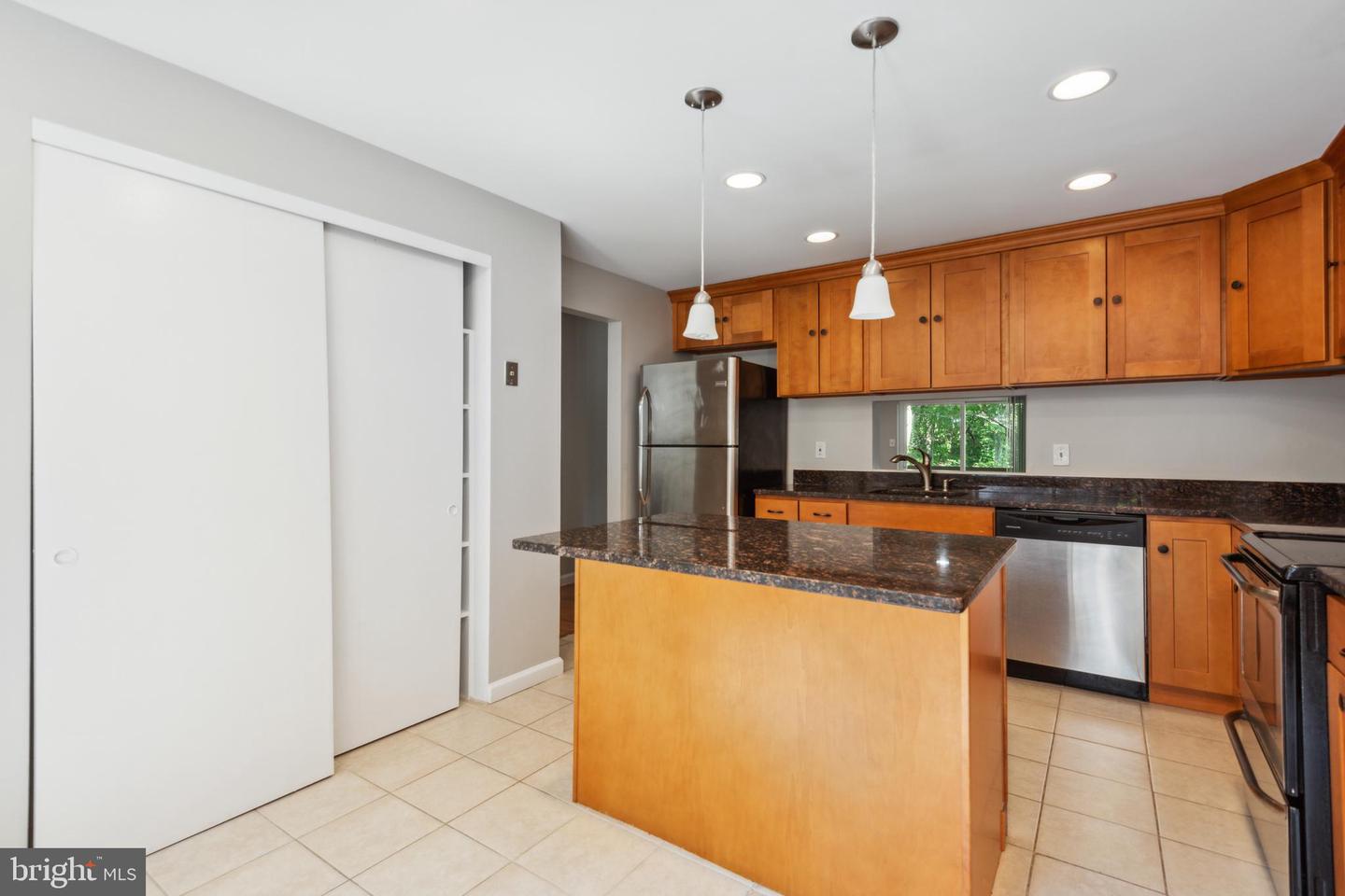 8981 Skyrock COURT