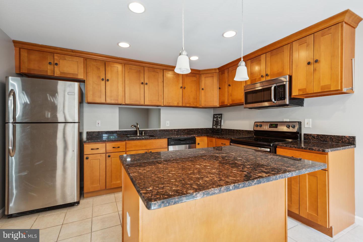 8981 Skyrock COURT