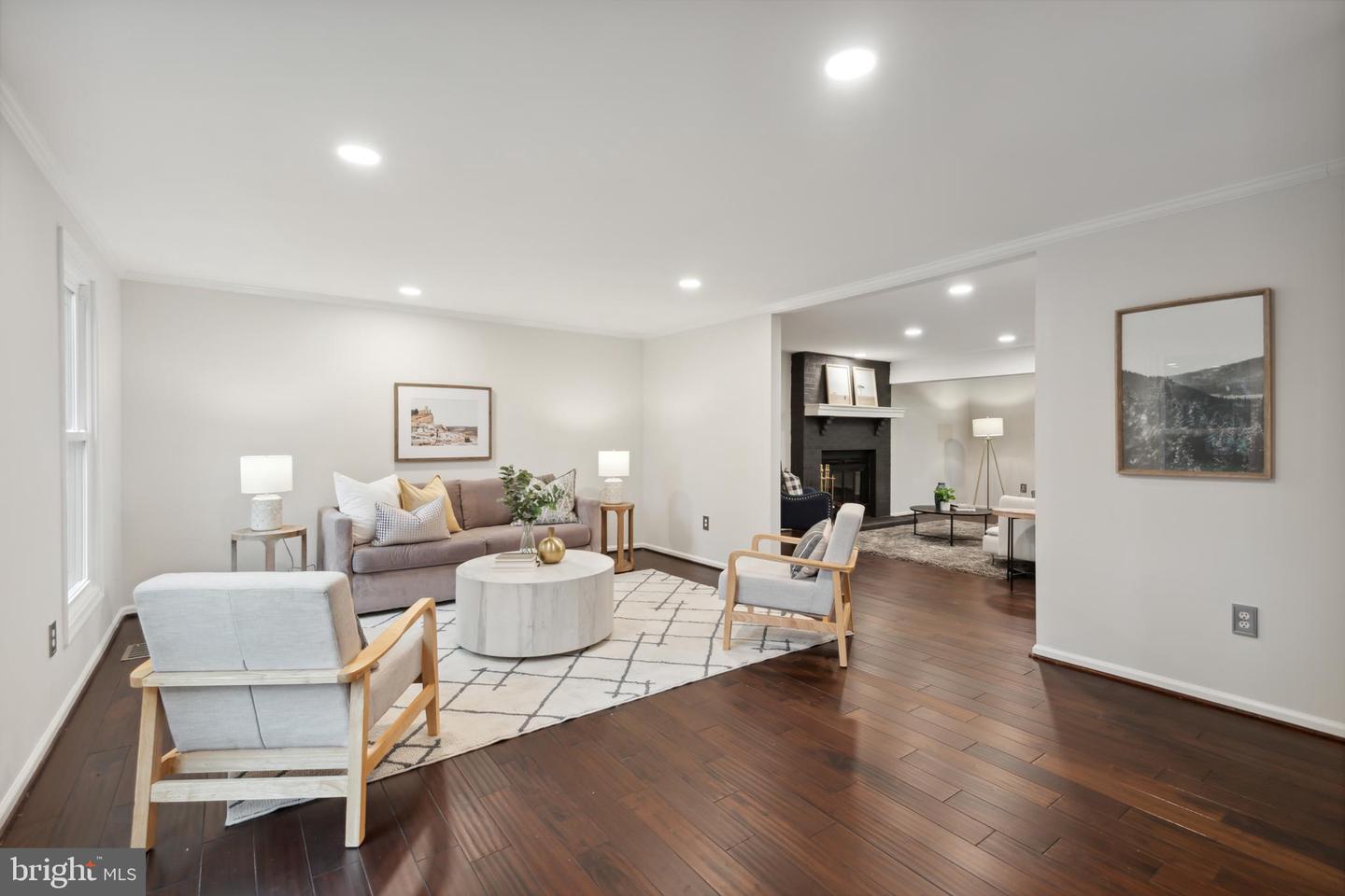 7103 Forest Green COURT