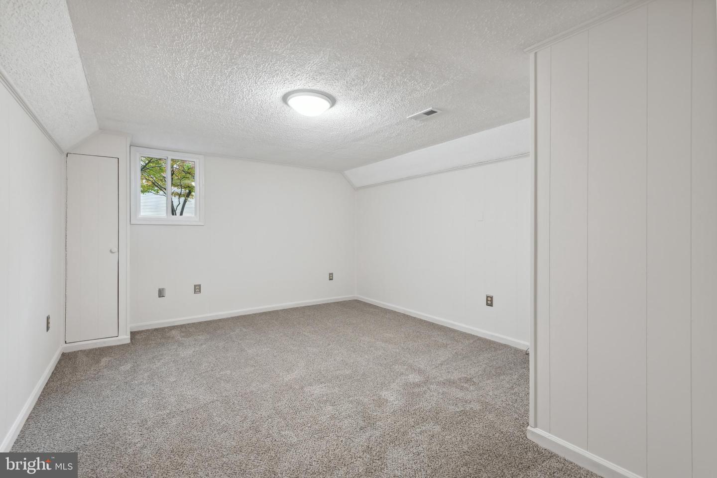 7103 Forest Green COURT