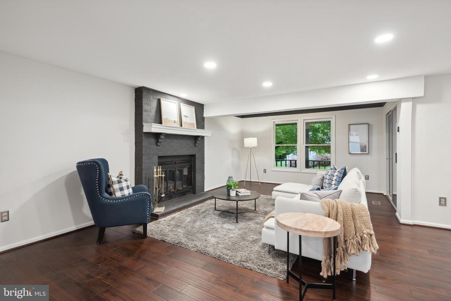 7103 Forest Green COURT