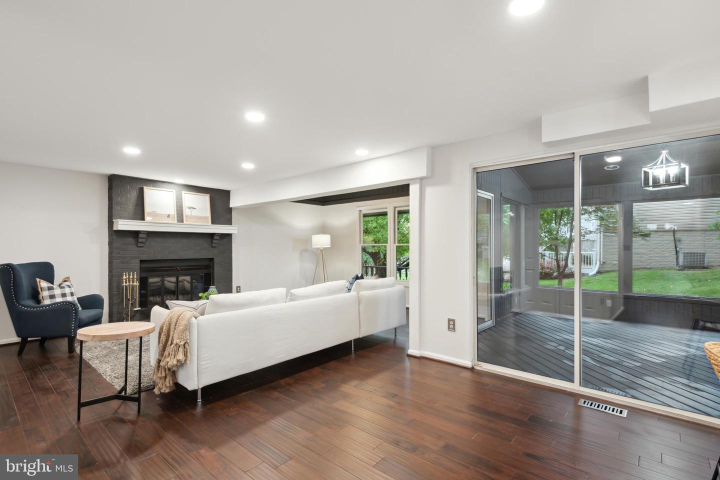 7103 Forest Green COURT