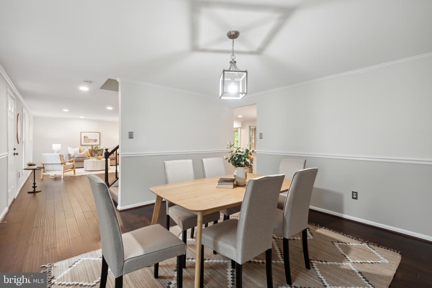 7103 Forest Green COURT