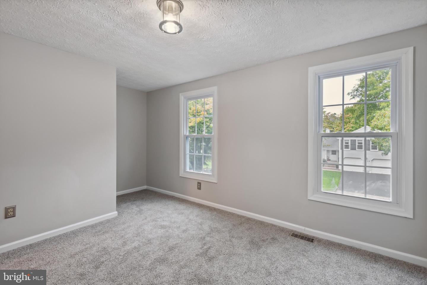7103 Forest Green COURT