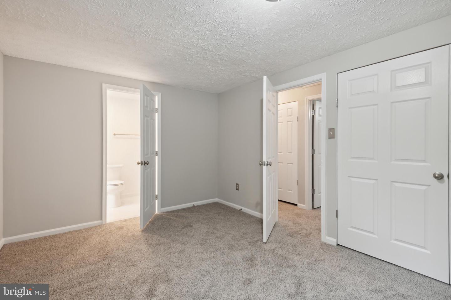 7103 Forest Green COURT