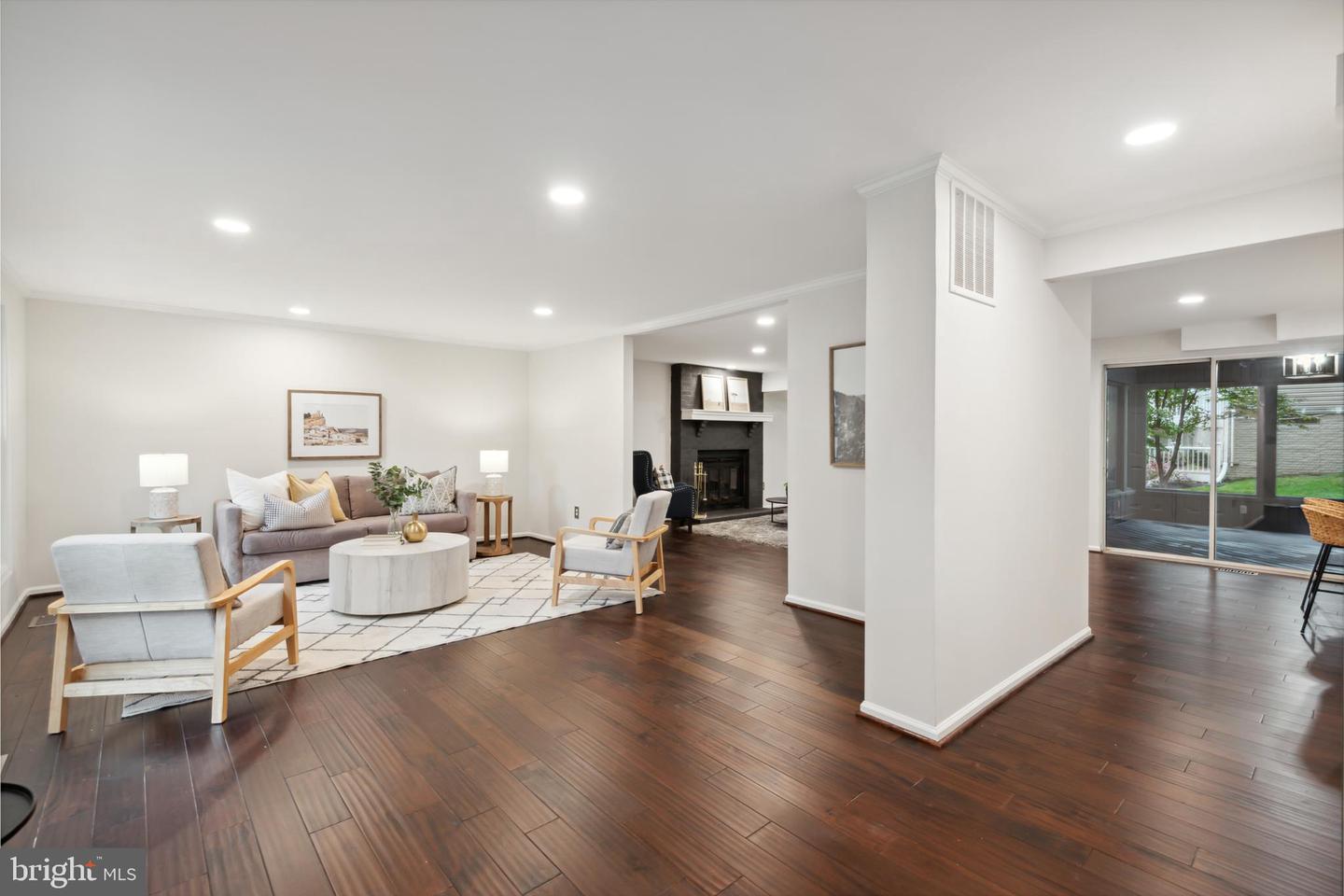 7103 Forest Green COURT
