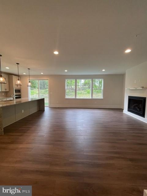 8609 Moxley DRIVE