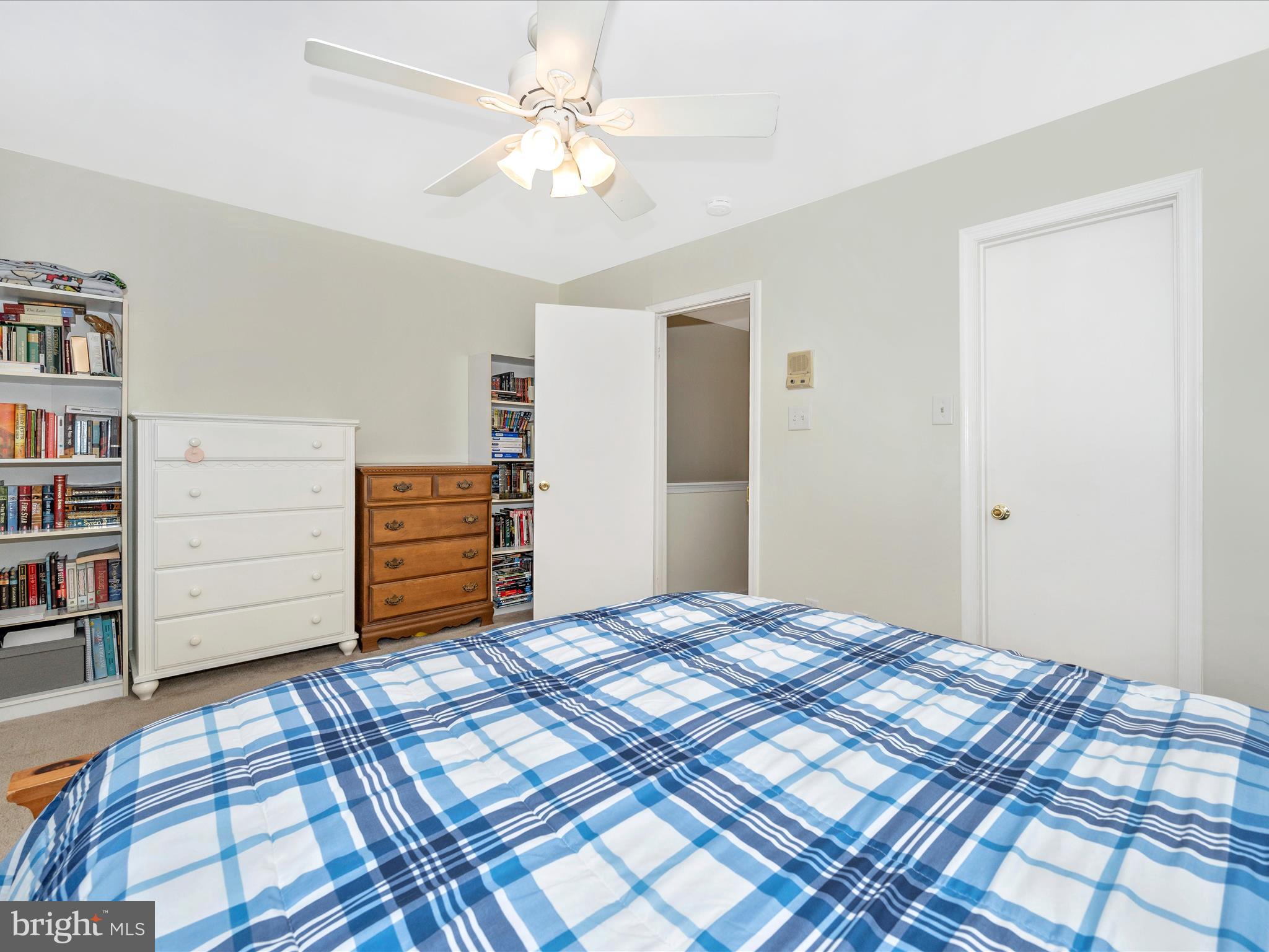 6462 Ducketts LANE Unit: 7-6