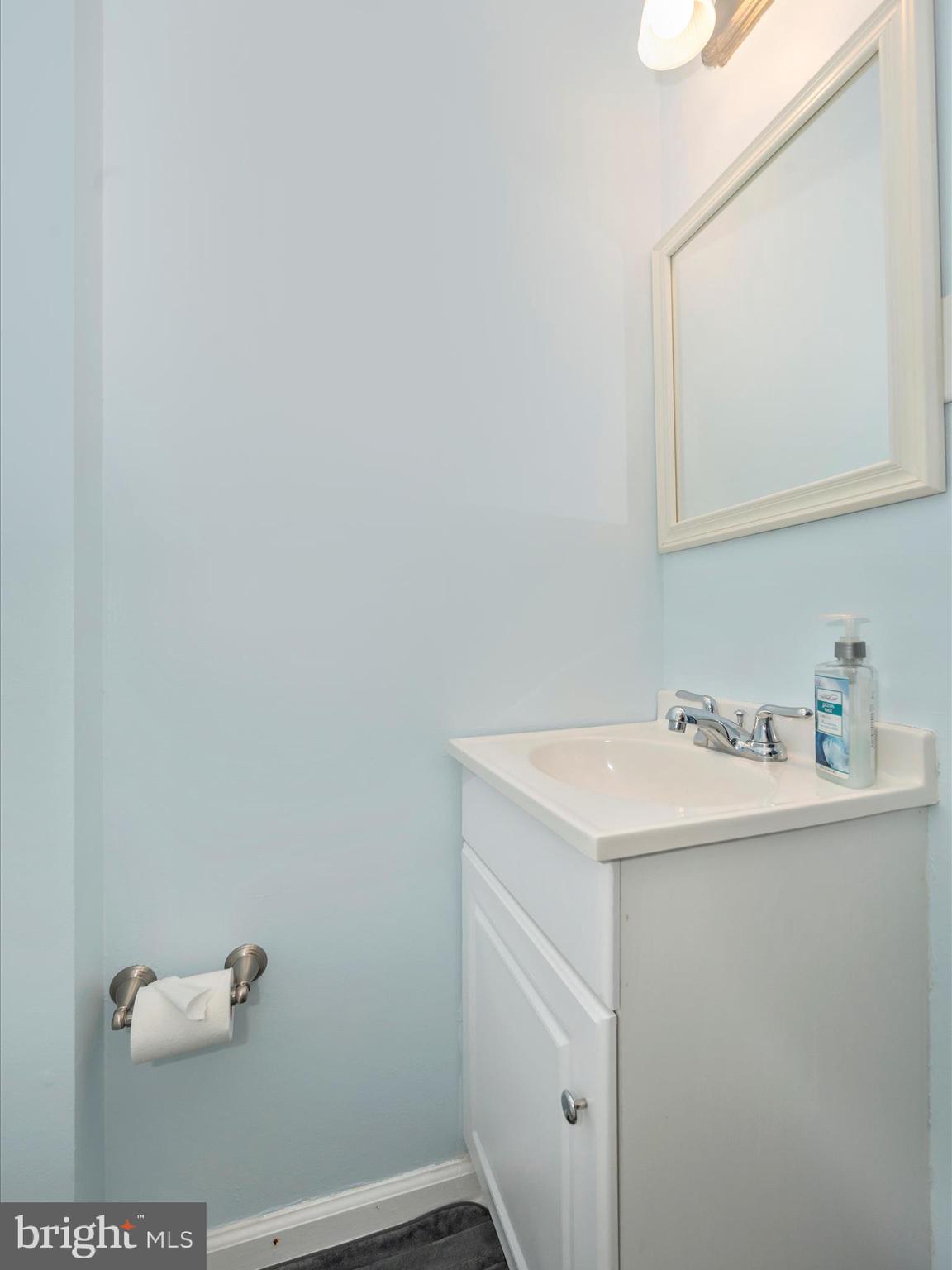 6462 Ducketts LANE Unit: 7-6