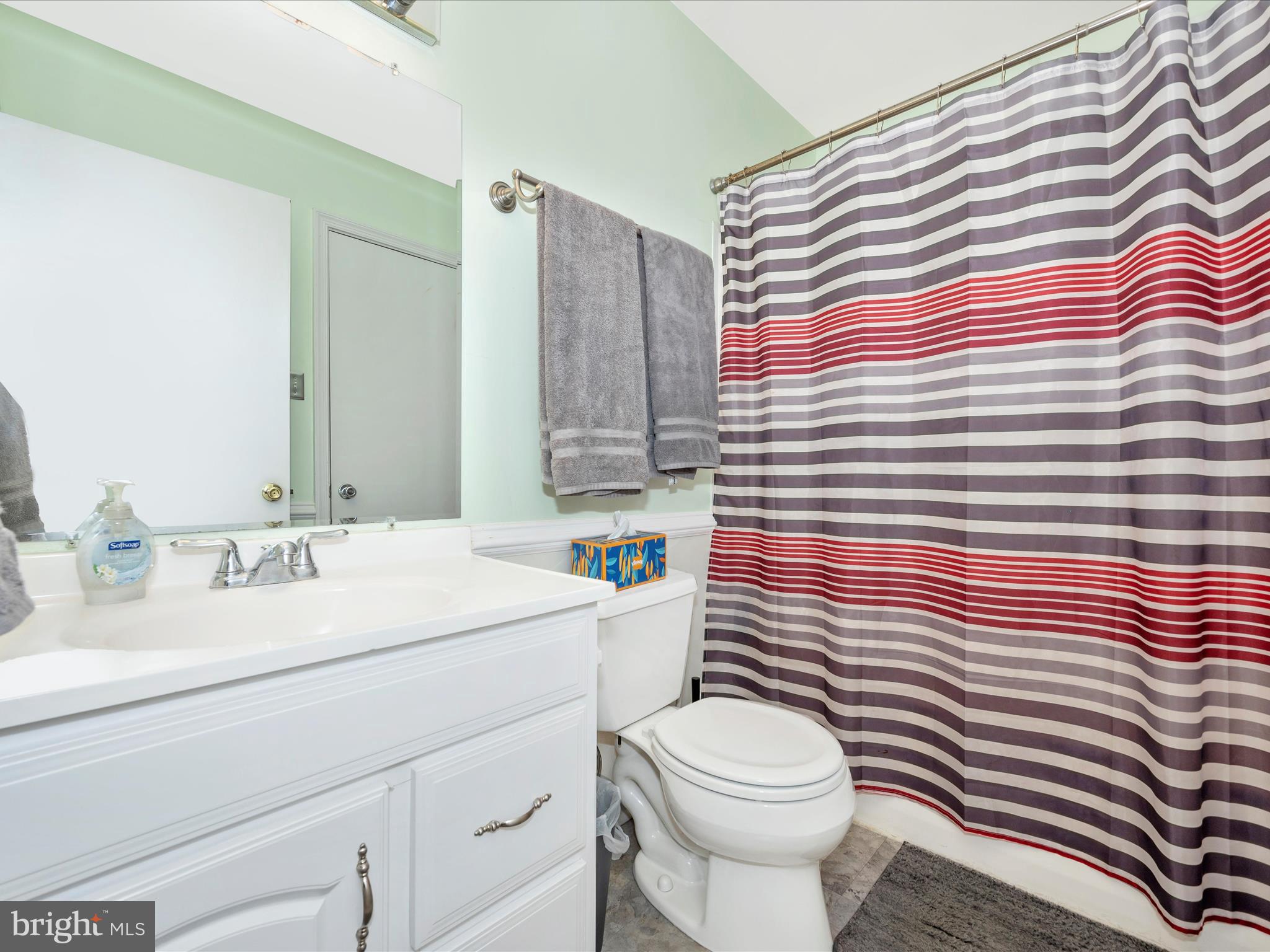 6462 Ducketts LANE Unit: 7-6
