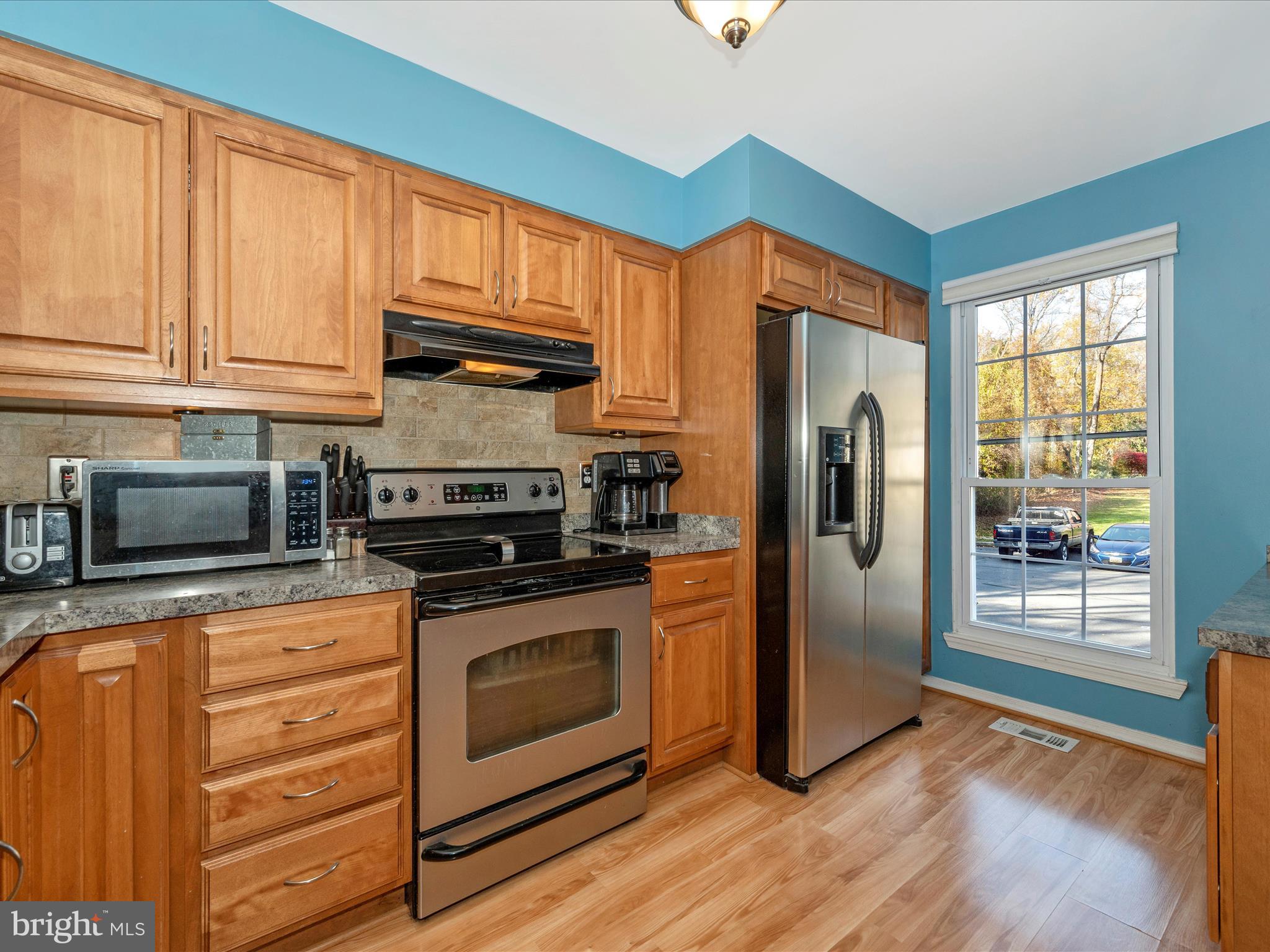 6462 Ducketts LANE Unit: 7-6