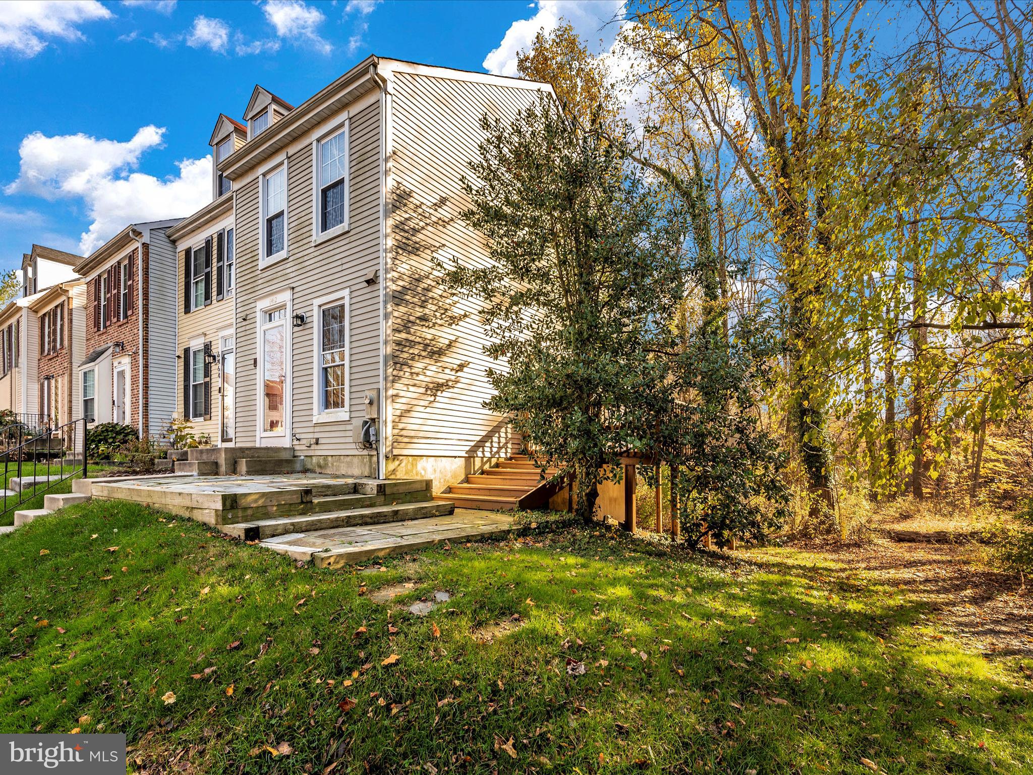 6462 Ducketts LANE Unit: 7-6
