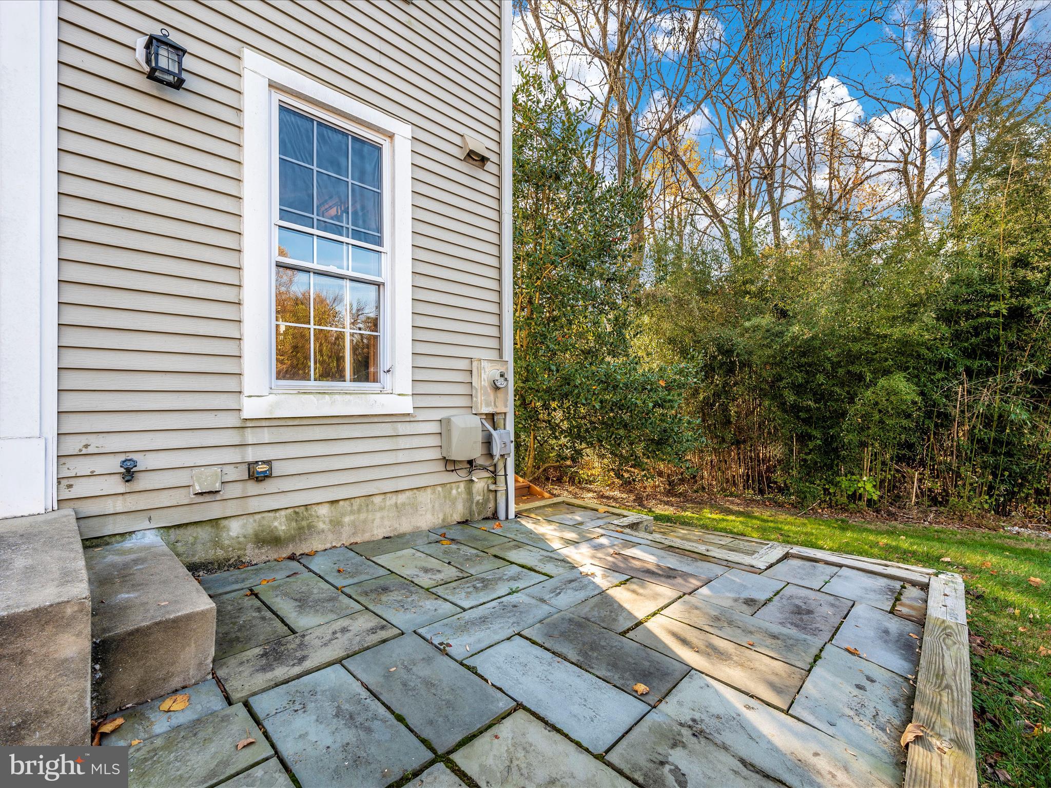 6462 Ducketts LANE Unit: 7-6