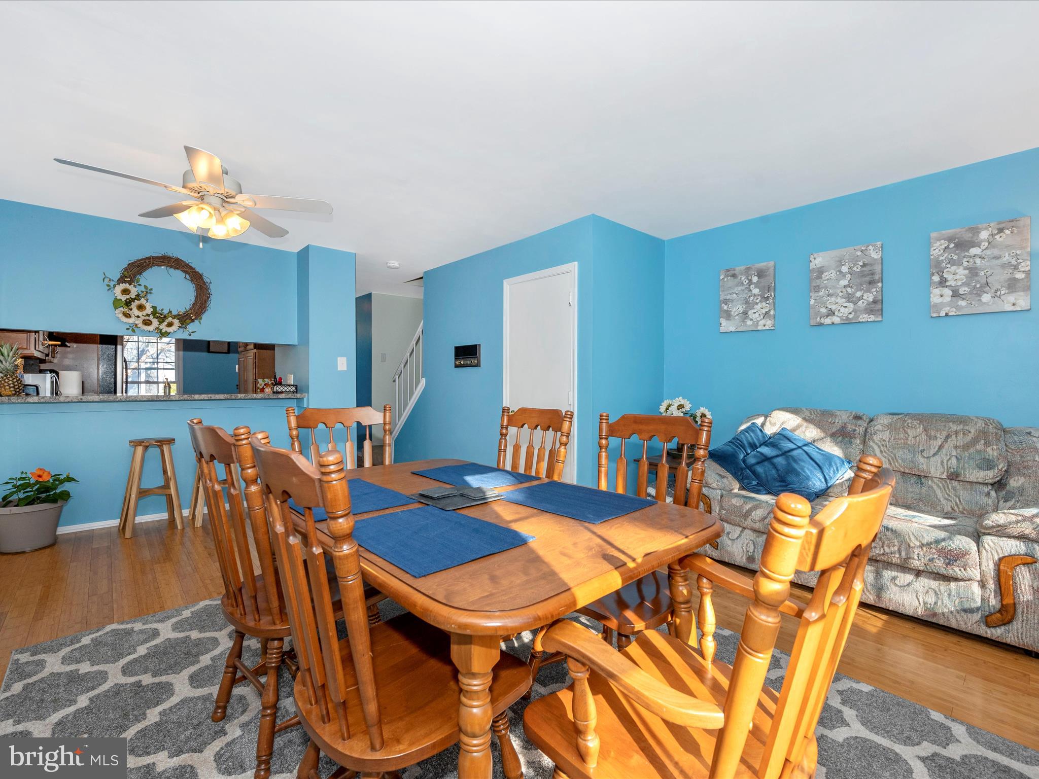 6462 Ducketts LANE Unit: 7-6